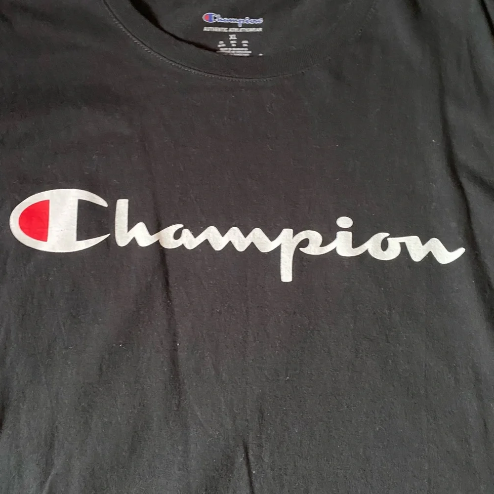 Men’s Champion Tshirt Black size XL very good condition - Picture 2 of 6